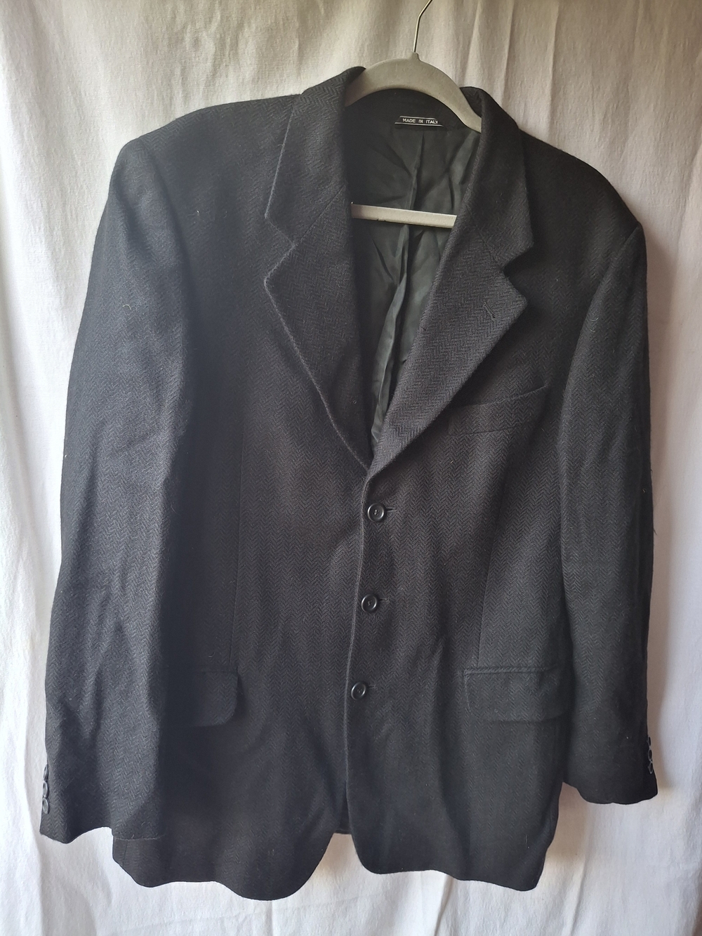 Men's Black Italian Blazer - Classic Three-Button Jacket